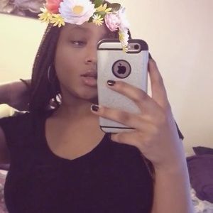 Meet your Posher, Ariana